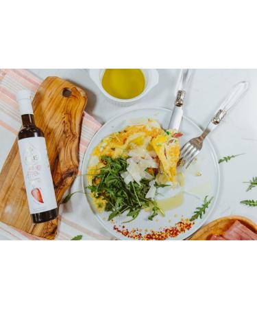 Pellas Nature Extra Virgin Olive Oil with Chilli - Cold-Pressed Award-Winning Kosher 250ml - Pure & Additive-Free from Greece - Buy Online on GoSupps.com