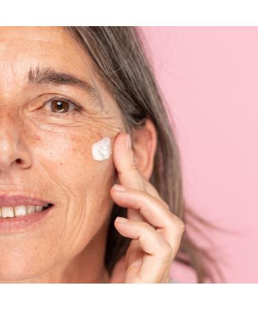  Freshly Freshly Cosmetics Lotus Radiance Darkspot Treatment Depigmenting Cream 50 ml - Buy Online on GoSupps.com