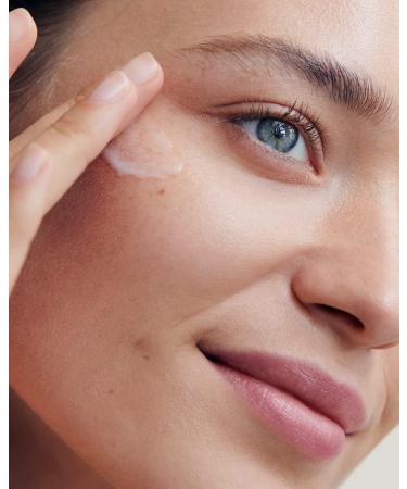 NIVEA Cellular Professional Vitamin C Serum (30 ml) moisturizing serum with vitamin C anti-wrinkle serum for a more even and radiant complexion - Buy Online on GoSupps.com