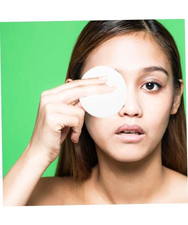 200 Pcs Skin-Friendly Organic Cotton Pads - Soft Makeup Remover & Toner Rounds - Reusable & Disposable Facial Cotton Pads - Buy Online on GoSupps.com