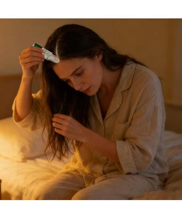  Generisch Hair Oil - Roll-On - Natural Organic Liquid for Scalp - 20 ml - Treatment Oil for Split Ends - For Hair Loss and Dryness - Strengthens Volume and - Buy Online on GoSupps.com