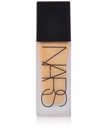 NARS All Day Luminous Weightless Foundation - 6 Ceylan/Medium - 1 Oz.