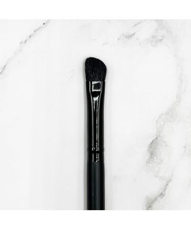 Impala N 22 Angled Eyeshadow Brush | Professional Natural Hair Eye Color Brush for Flawless Makeup - Buy Online on GoSupps.com