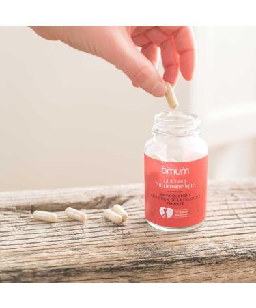 OMUM - Slimming Cellulite and Firmness Dietary Supplement - 60 Capsules 1 Month - Coach Action 3-in-1 Proven Effectiveness Affine Tones Drains - Natural Made in France Vegan Breastfeeding - Buy Online on GoSupps.com