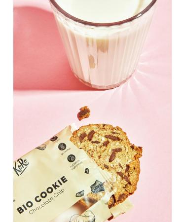 KoRo - Organic chocolate chip cookies 12 x 50g - delicious biscuit with delicious crunchy chocolate chips. - Buy Online on GoSupps.com