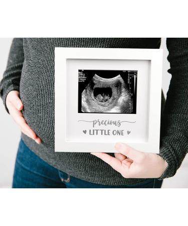 Pregnancy Gift Est 2022-New Parents Gifts Set Pregnancy Announcement-New Mom Gifts Basket for Baby Shower Gender Reveal-Mom & Dad Mugs  Decision Coin  Baby Ultrasound Frame  Onesie  Bib  Socks - Buy Online on GoSupps.com