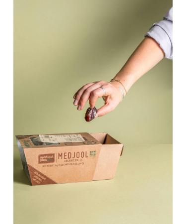 Koro Bio Medjool Dates 1kg - Honey Sweet Caramel Notes Fiber-Rich Delights - International Shipping Available - Buy Online on GoSupps.com