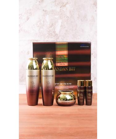 Daandan Bit Royal Premium Snail Set | Snail Skin Toner Emulsion & Firming Cream - International Shipping Available - Buy Online on GoSupps.com