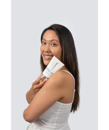 Neutriderm Moisturising Lotion with Vitamin E - 125 mL | Hydrating Skin Care for All Skin Types - Shop Internationally - Buy Online on GoSupps.com