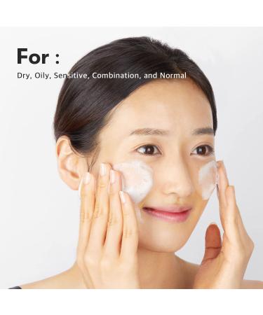 Buy VT COSMETICS CICA Foam Cleanser 10.1 fl oz - Best Face Cleanser for All Skin Types | International Shipping Available - Buy Online on GoSupps.com