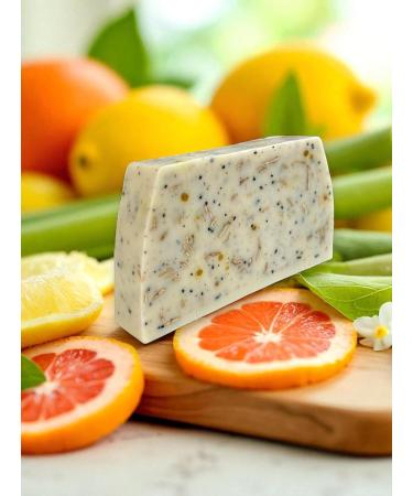  Lu.Flo Lu.Flo Gift Set Gift Idea for Women Handmade Glycerin Solid Soap 6 x 100g Gentle on Skin Body Soap Vanilla with Loofah Honey Lavender Goat's Milk with Oats Citrus - Buy Online on GoSupps.com