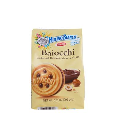 Mulino Bianco Baiocchi Biscuits with Hazelnut 200 g Golden Brown