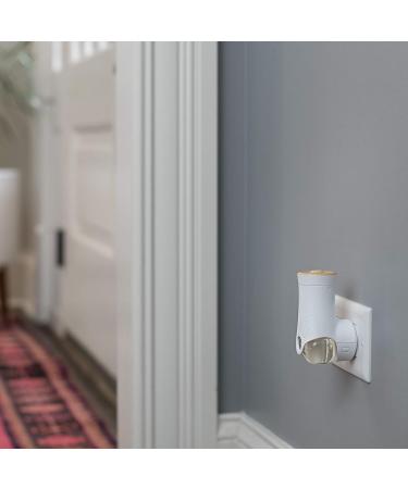 Buy Glade PlugIns Scented Oil Refill Hawaiian Breeze & Vanilla Passion Fruit Essential Oil Wall Plug In 2 ct | International Shipping Available - Buy Online on GoSupps.com