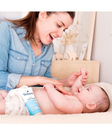 BIOLANE - Milk after sun - Baby - Soothes and protects - Sensitive skin - Organic cameline oil - 98% natural origin - Made in France - Buy Online on GoSupps.com