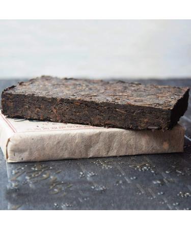 Helloyoung Puer Tea 250g - Authentic Reifer PU GEATE ALTE LAO Banzhang Black Tea | Healthy Pu-erh & Red Tea | International Shipping Available - Buy Online on GoSupps.com