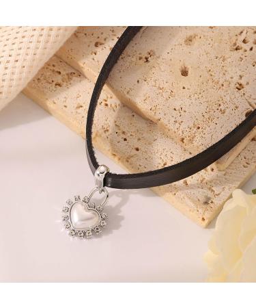 Shop Oralgos Trendy Black Heart-Shaped Trailer Necklace | Stylish Metal Heart Follower for Daily Wear - International Shipping Available - Buy Online on GoSupps.com