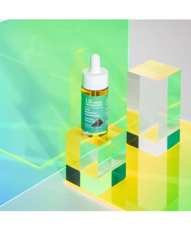 I.D. Swiss Botanicals - Blemish Regulating Oil - Rich in Manuka and Tea Tree - 100% natural - (Neuro) cosmetic - Vegan - 15ml - Buy Online on GoSupps.com