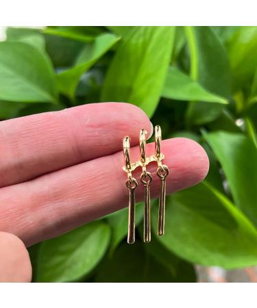 Shop Anime Zoro Earrings & Straw Hat Luffy Jewelry - 12-Piece Clip Set for Men & Women | Fashionable Vertical Stripes & Character Stickers - Buy Online on GoSupps.com