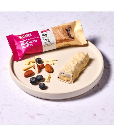 Maxinutrition Creamy Core Blueberry Muffin Protein Bar 12x45g - 33% Protein Low Sugar No Artificial Flavors Healthy Snack - International Shipping Available - Buy Online on GoSupps.com