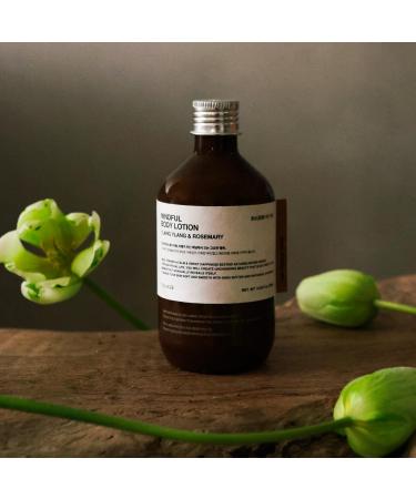 TOUN28 Body Lotion - 10.58 oz Intensive Moisturizing Care for All Skin Types | Spicy & Wood Scent - Shop Worldwide - Buy Online on GoSupps.com