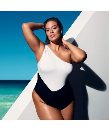 St.Tropez Vitamin D Boosting Bronzing Body Mist 200ml - Vegan Tanning Water with Vitamin C - Natural Tanning Active - Buy Online on GoSupps.com