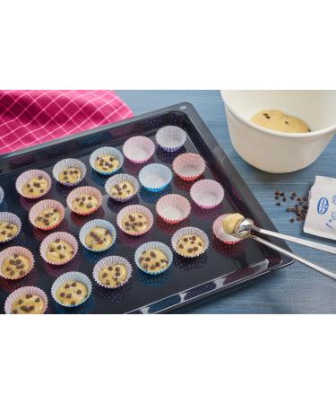 Shop Dr.Oetker Mini Muffins 4-Pack - Chocolate Drops Baking Mix for 24 Delicious Mini Muffins - International Shipping Available - Buy Online on GoSupps.com