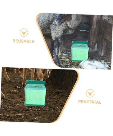 FUNOMOCYA 2pcs Salt Brick Stand for Sheep Feed Pan Livestock Salt Feeder Pp Poultry Cattle and Sheep - Buy Online on GoSupps.com