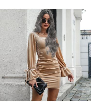 Euppsiiu Long Wavy Silver Gray Wig for Women | 27 Heat-Resistant Curly Cosplay Hair | Perfect for Daily Wear & Carnivals - Buy Online on GoSupps.com