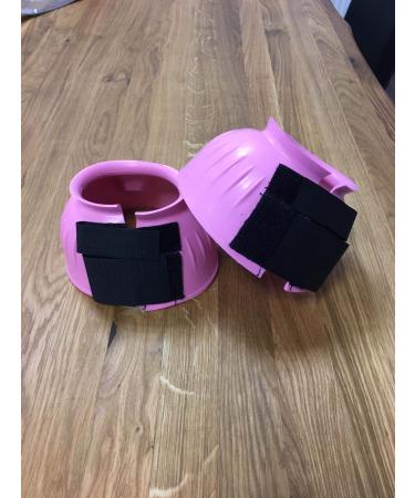 Hoof bells for horses ponies |Warmblood cold blood thoroughbred |Neon Pink |Rubber jumping bells S-L |Hoof protection for riding jumping terrain pasture (s (pink)) - Buy Online on GoSupps.com