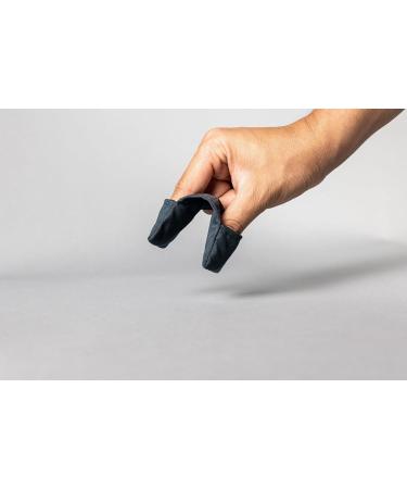 Buy PINCHERS Microfiber Cleaning Cloth 3 Pack - Finger Grip Eyewear Wipe for Glasses Sunglasses & Screens - Removes Smudges & Stains - International Shipping Available - Buy Online on GoSupps.com