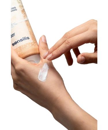 Sensilis MOISTURIZING & REFRESHING cream gel SPF50+ 250 ml - Buy Online on GoSupps.com