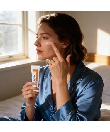  Sirseon Moisturizing Eye Cream | 30g Eye Contour Balm Non-Greasy Skin Balm - Ideal for On-the-Go Evenings Out Travel Spa and Makeup - Buy Online on GoSupps.com