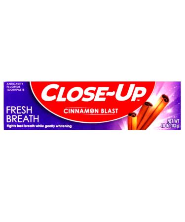 Close-Up Fluoride Toothpaste Freshening Red Gel 4 oz (Pack of 2)