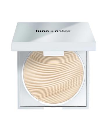 Lune+Aster SuperStar Translucent Pressed Powder - The ultimate universal talc-free translucent pressed powder with vitamin E  licorice and apple seed extract.