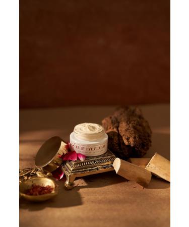 Ruby Ayurvedic Eye Cream 15ML - Anti-Dark Circles Pigmentation Wrinkles and Fine Lines Treatment - Ayurvedic Herbs Kumkumadi Oil Vegan and Natural - Art of Vedas - Buy Online on GoSupps.com