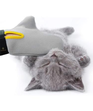 SunGrow Ferret & Cat Deshedding Glove Brush | Protects Hand from Hen Pecks | Ideal for Chicken Egg Collection | Adjustable Wrist Strap | Long & Short Fur - Buy Online on GoSupps.com