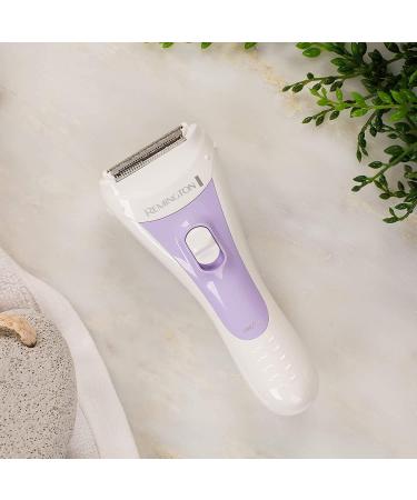 Remington Women's Shaver Smooth & Silky WSF5060 - Bikini Trim Attachment Aloe Vera Strip Wet & Dry Use Battery Operated - Buy Online on GoSupps.com