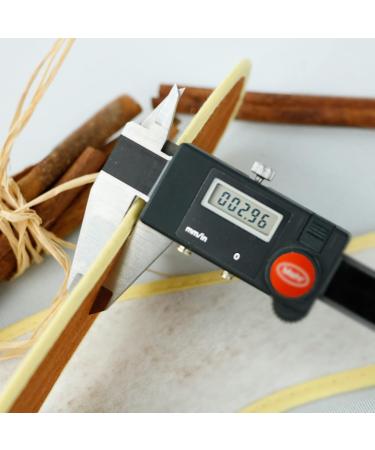 Japanwelt Les Tongs Cinnamon Soles - 100% Natural Anti-Sweaty Odor Shoe Inserts for Men & Women | Brown 46 | Set of 3 - Buy Online on GoSupps.com