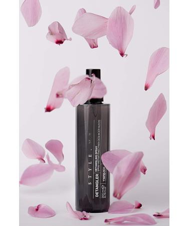 StyleMe Detangler Spray Termix Instant Knot Detangler With Castor Oil Enriched Formula Size 200 ml - Buy Online on GoSupps.com