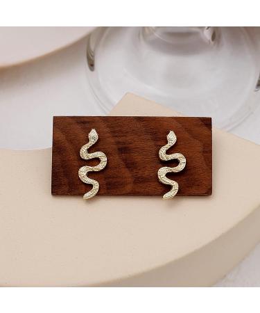 Cute Gold Earrings for Women - Trendy Accessories 2023 | Shop Now - Buy Online on GoSupps.com