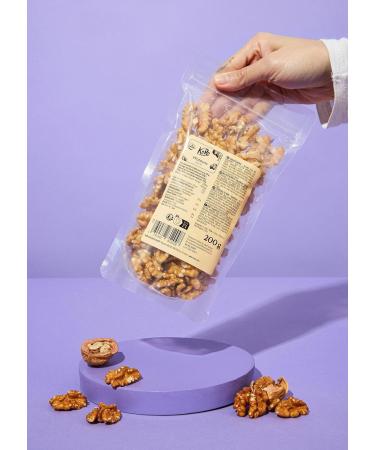 KoRo - Extra Walnut Kernels 200g - Shellless - No Additives - Crunchy - Natural - As a snack for cooking or baking - Buy Online on GoSupps.com