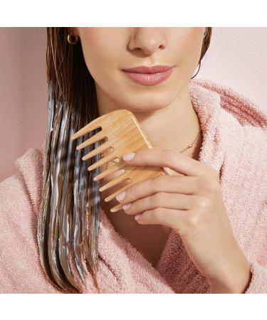 KIKO Milano Nourish & Protect Conditioner Nourishing Conditioner for Hair and Scalp - Buy Online on GoSupps.com