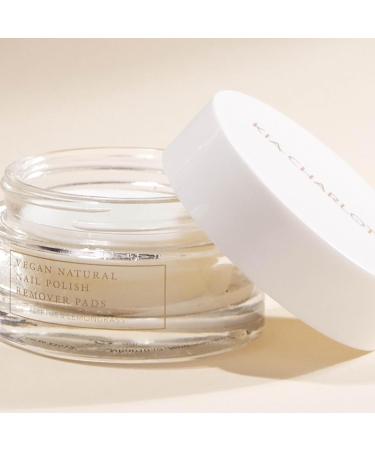 Kia-Charlotta I Natural vegan nail polish remover I 40 pads I Without acetone or alcohol I With ecological solvent I Removes all nail polishes I Made in Germany - Buy Online on GoSupps.com