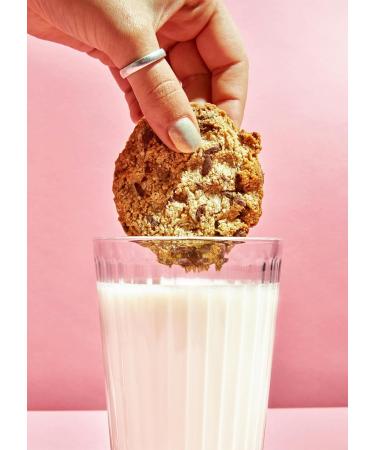 KoRo - Organic chocolate chip cookies 12 x 50g - delicious biscuit with delicious crunchy chocolate chips. - Buy Online on GoSupps.com