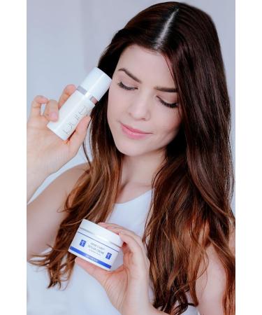 Buy WEYERGANS Styler Cream for Cellulite Treatment - 250 ml | Effective Body Care for Weak Connective Tissue - International Shipping Available - Buy Online on GoSupps.com