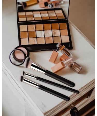 BPTRKOM 3 Pieces Professional Make Up Contouring Brushes - Concealer Brush with Soft Synthetic Fibre Face Make Up Brushes for Creamy Foundation Powder or Liquid - Buy Online on GoSupps.com