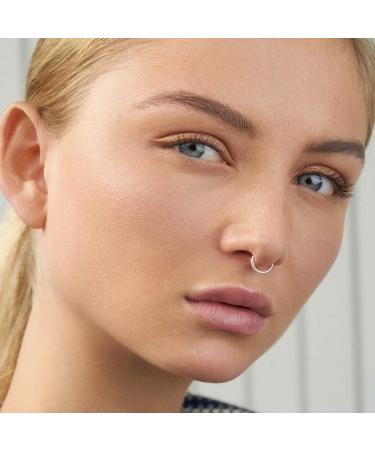 Manhattan 3in1 Easy Match Makeup - Oil-Free Foundation in Light Nude (33) | 30ml for a Flawless Complexion - Buy Internationally - Buy Online on GoSupps.com