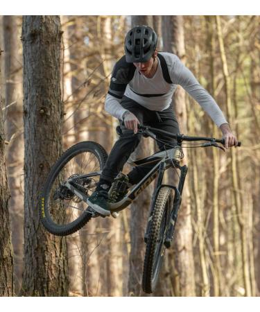 Space Brace - Titan Gel Shoulder Brace with BreathSaver Smart Strap System | Optimal Support Stability & Circulation - Large & Medium Sizes Available - Buy Online on GoSupps.com