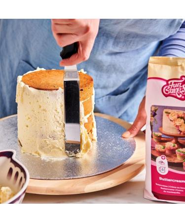 FunCakes FunCakes Mix pour Cr me au Beurre: facile utiliser cr meux parfait pour la d coration de g teaux la couverture et le remplissage la garniture sur les cupcakes Halal. 4kg. 4.00 kg - Buy Online on GoSupps.com