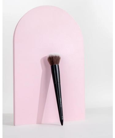 Brushworks No. 12 Blush Brush - Buy Online on GoSupps.com